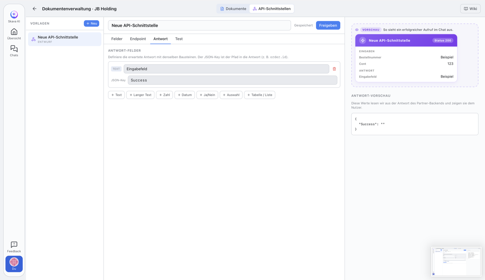 Skava-Webapp: Reiter Antwort einer API-Schnittstelle. Ein Antwort-Feld mit JSON-Key Success ist angelegt, rechts eine Vorschau, wie das Ergebnis später im Chat aussieht.