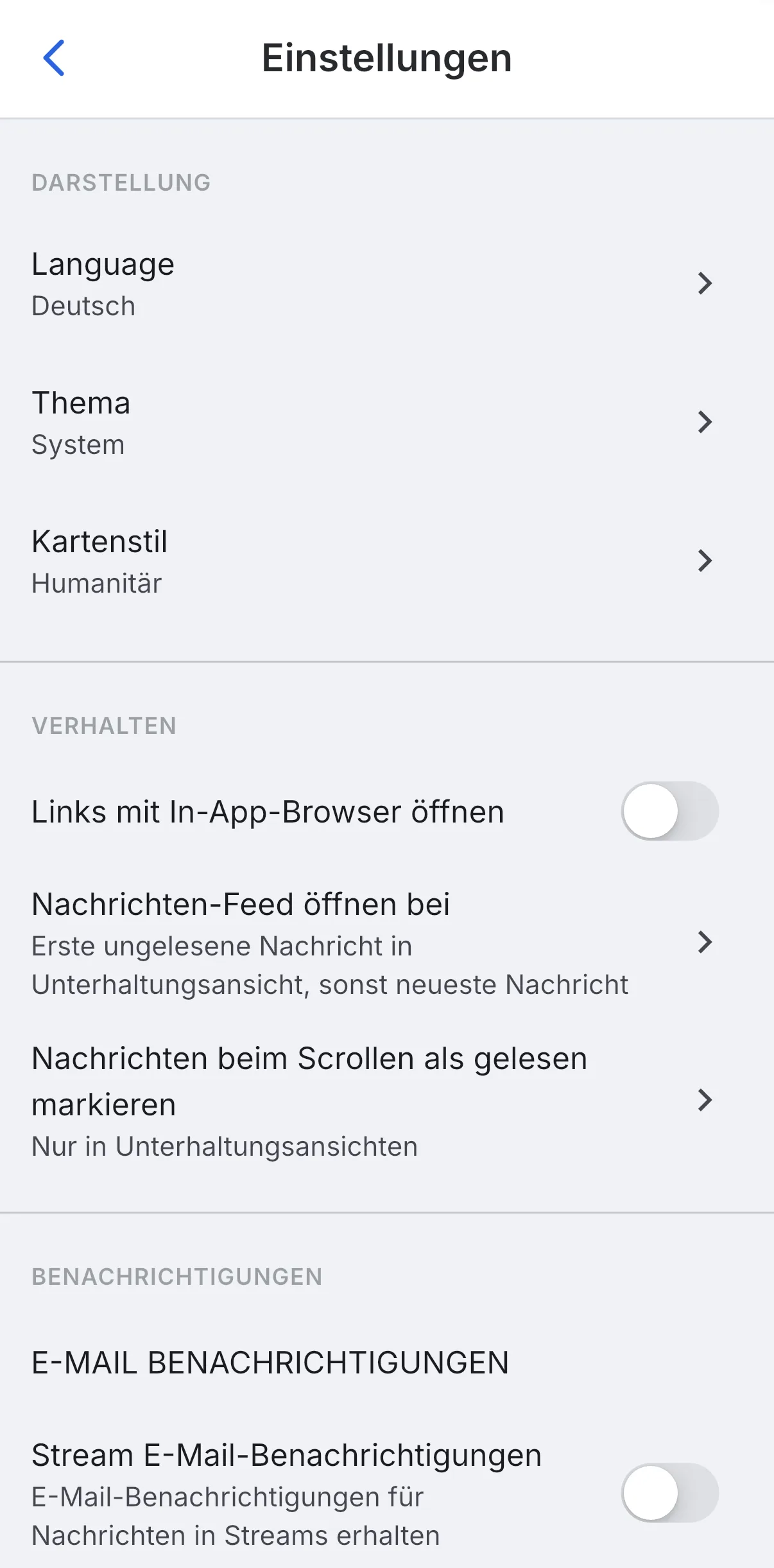 Skava: Einstellungen mit den Abschnitten Darstellung (Sprache, Theme, Kartenstil) und Verhalten