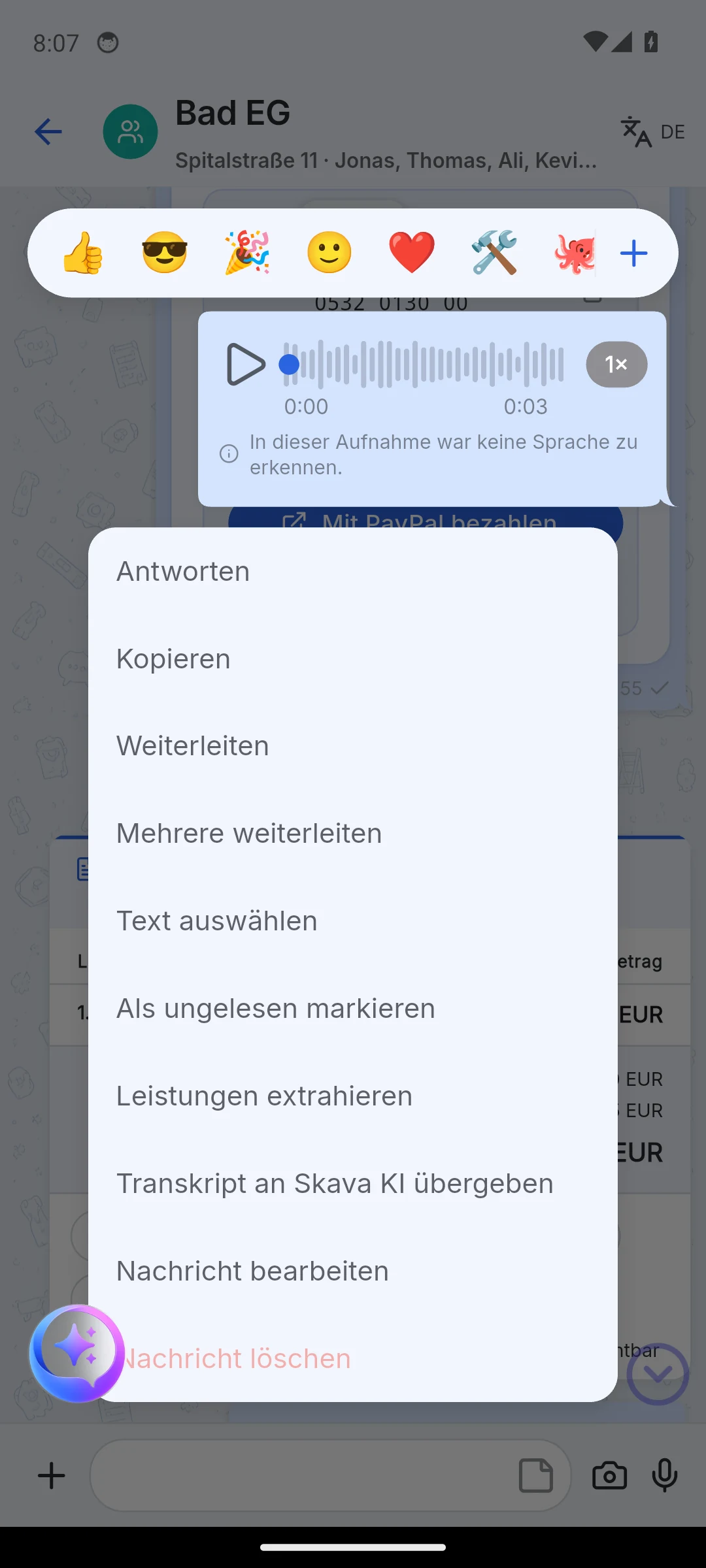 Skava Mobile-App: Nachrichtenmenü eines Sprachmemos mit Transkript an Skava KI übergeben